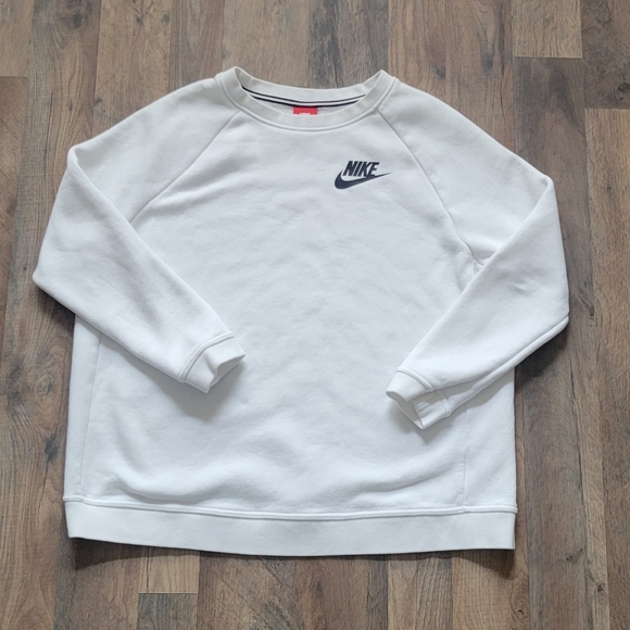 Women's Nike White Crewneck - Picture 1 of 5